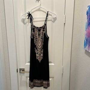 Elegant Black and Cream Mini Dress